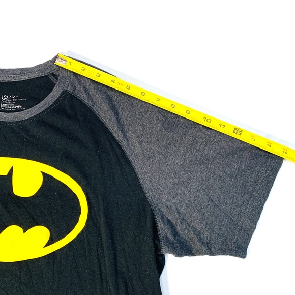 Batman Official Product XL T Shirt - Picture 5 of 6